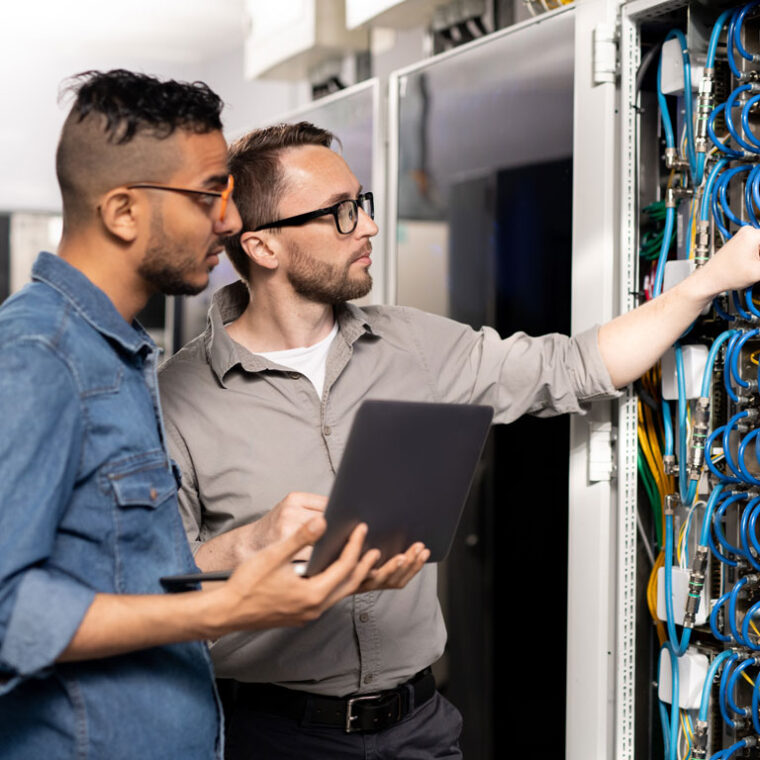 computer support specialists analyzing network